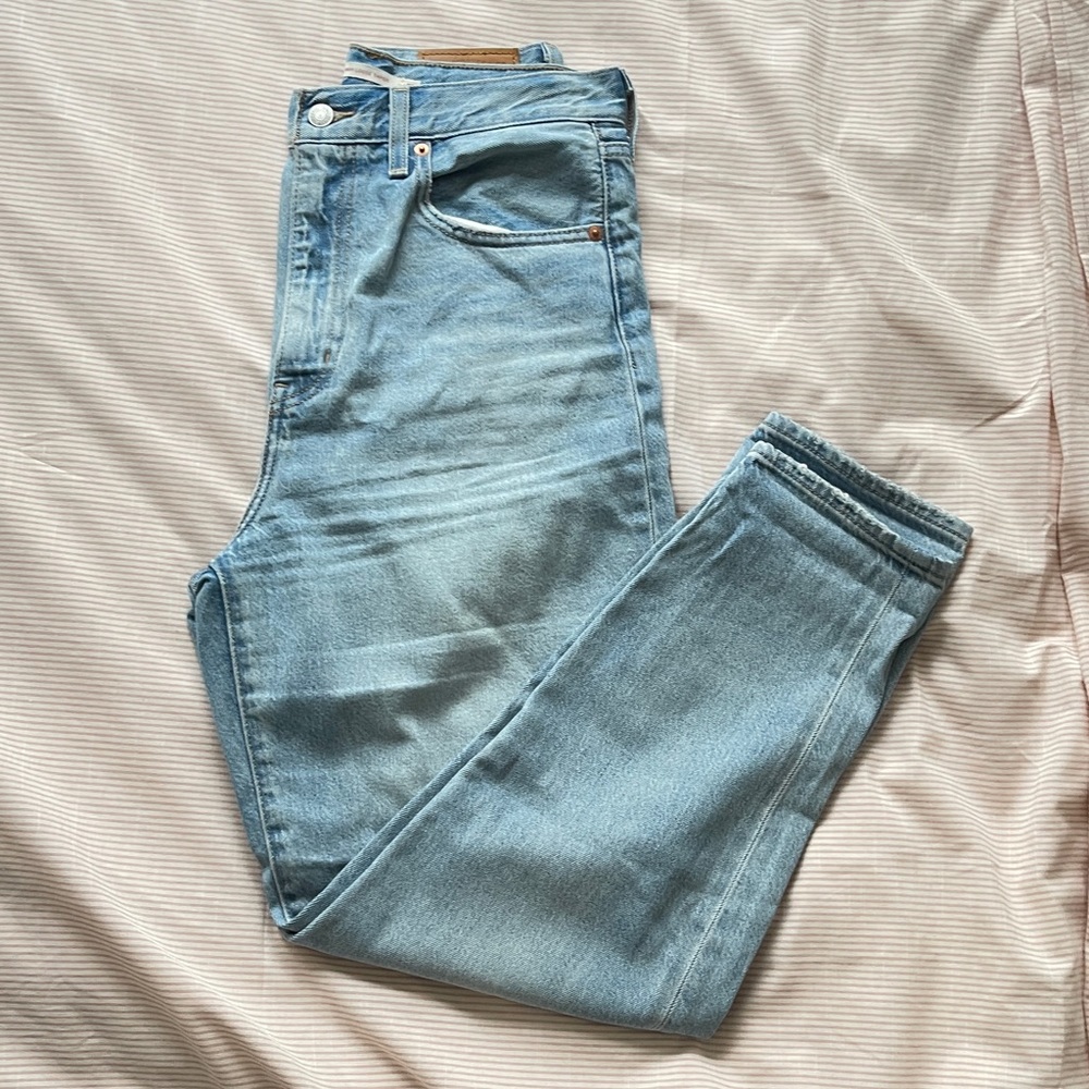 Levi’s High Rise Loose Taper Jeans